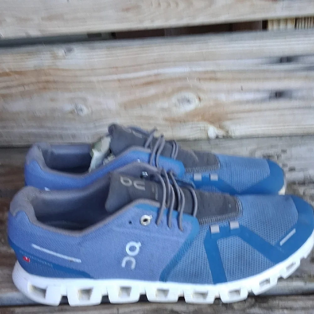 On Running Men's Blue and Gray Athletic Shoes - Picture 9 of 15